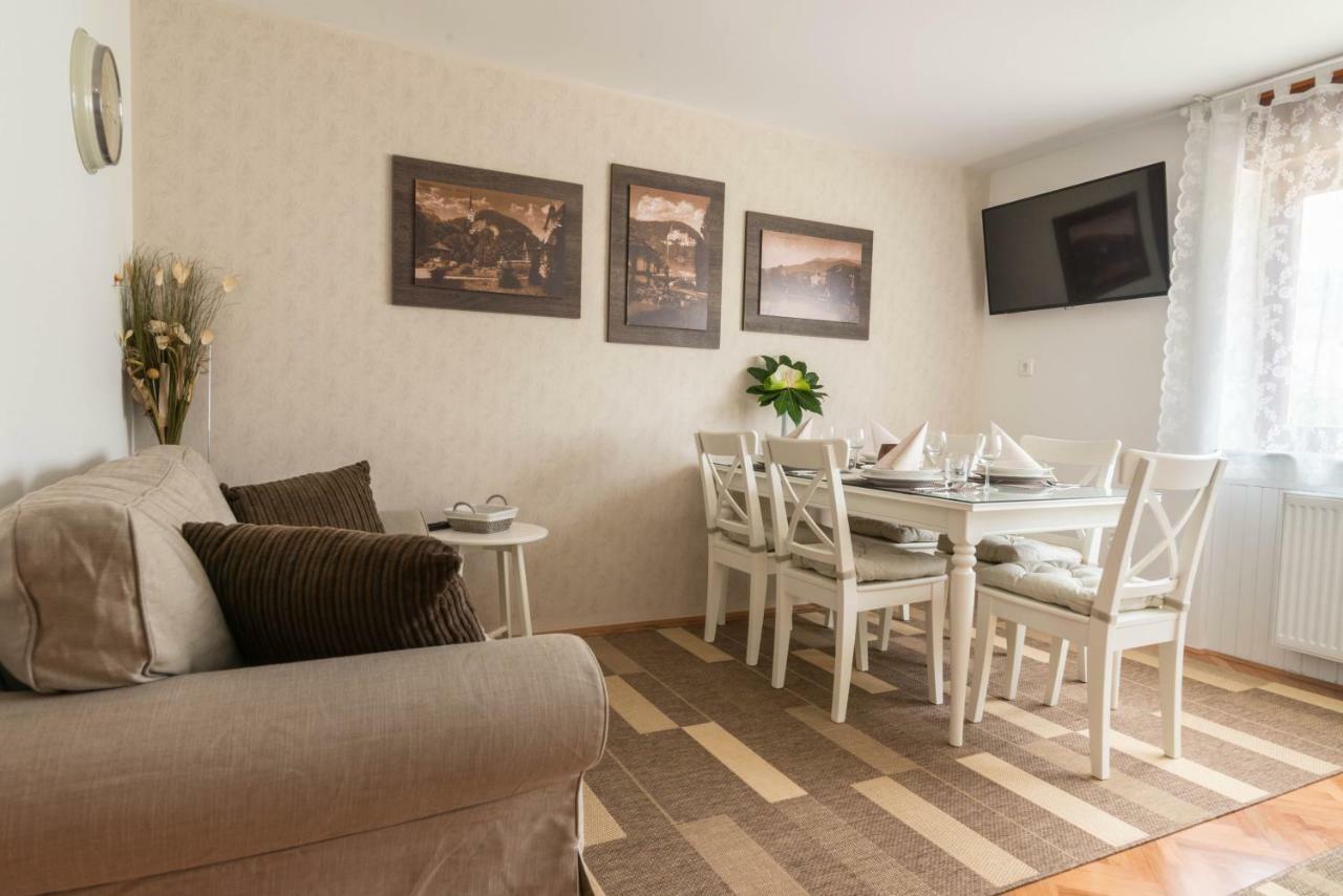 Apartments & Rooms Aleksandra เบลด ภายนอก รูปภาพ